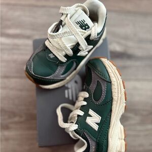 New Balance Green and White Retro Sneakers